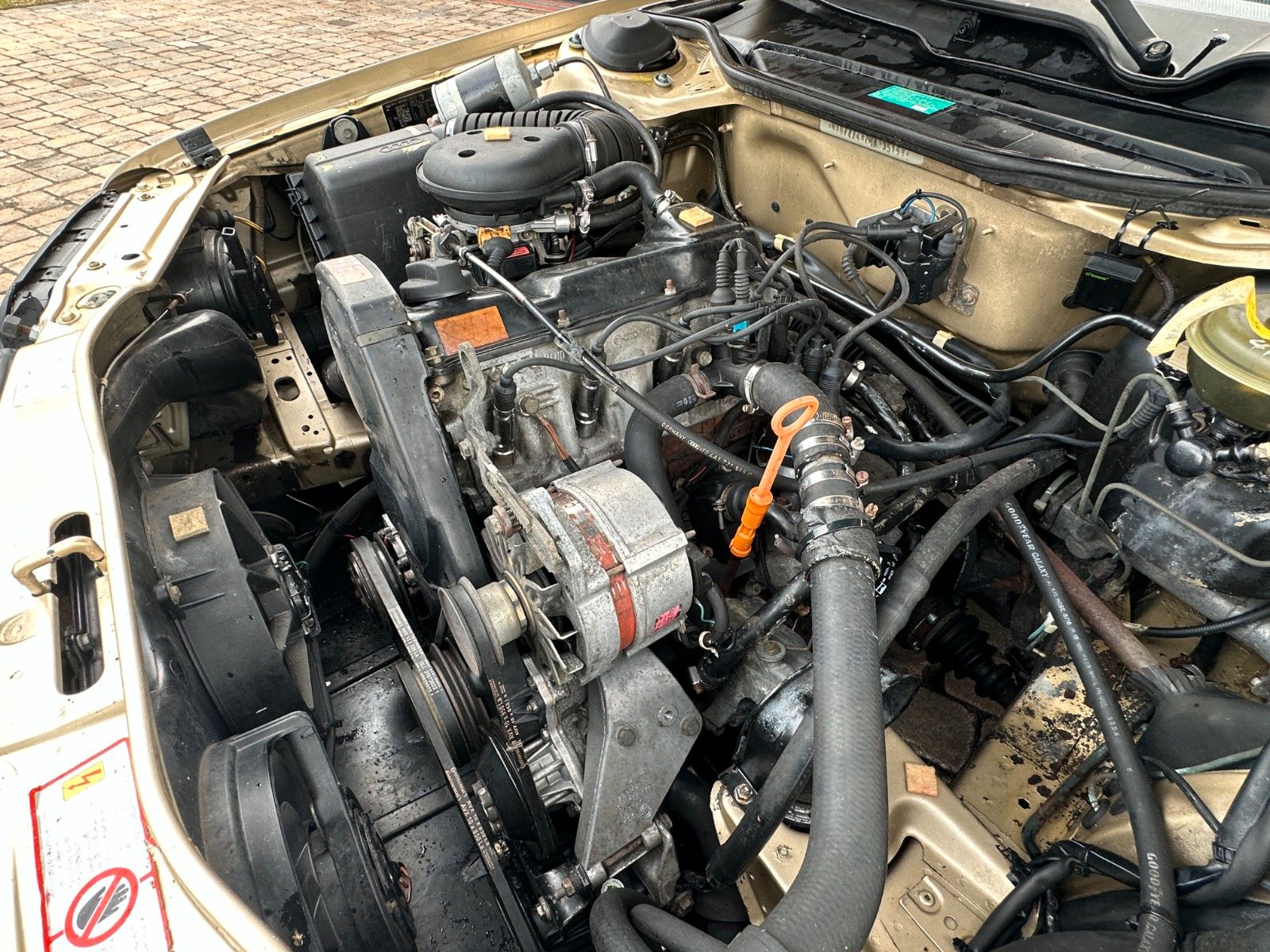 Fahrzeugabbildung Audi 100 Limo 20. 74 KW Tüv 8/26 Klima SD Servo