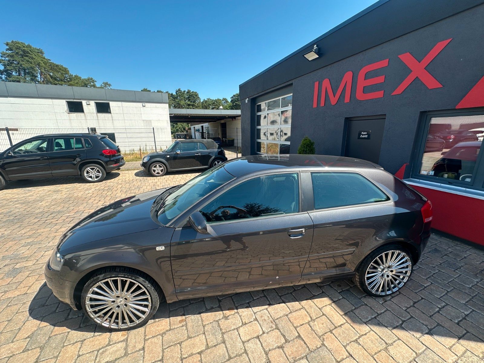 Fahrzeugabbildung Audi A3 1.6 Attraction 101 PS HU neu Klima Alu