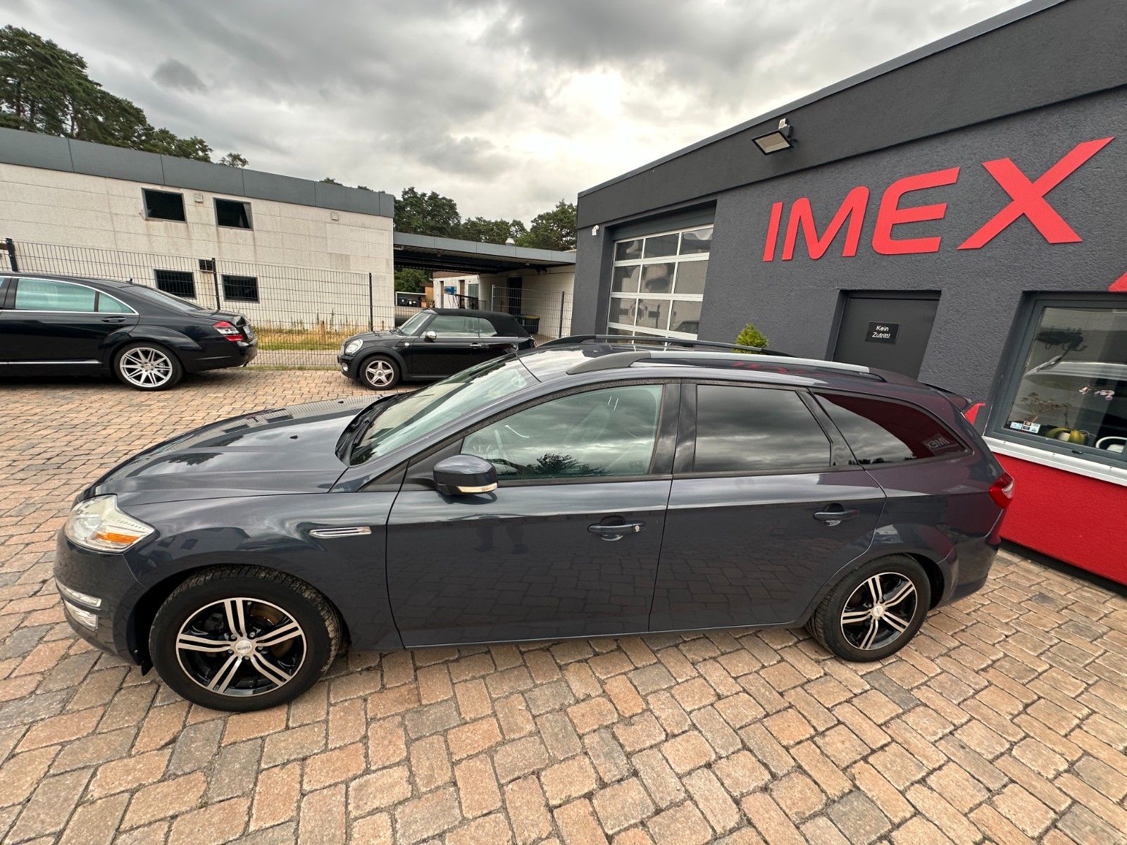 Fahrzeugabbildung Ford Mondeo Turnier Trend 1.6 160 PS Navi SH