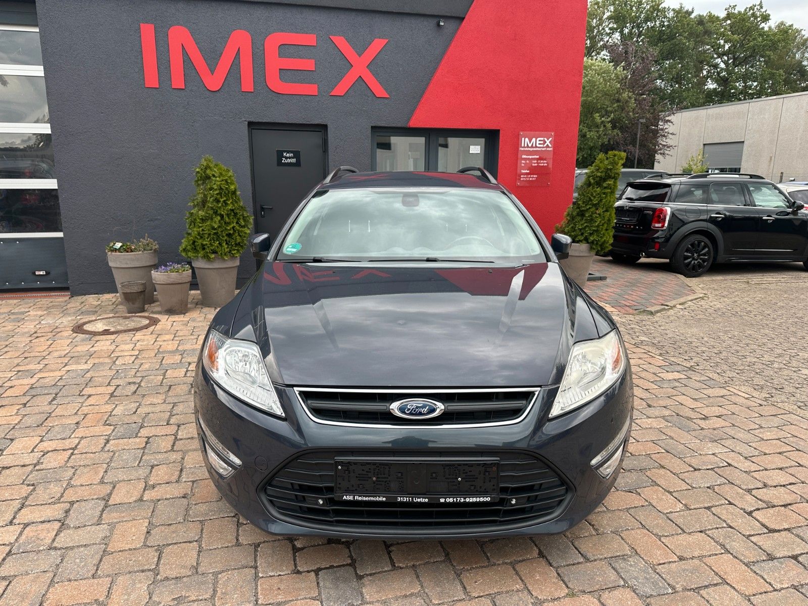 Fahrzeugabbildung Ford Mondeo Turnier Trend 1.6 160 PS Navi SH