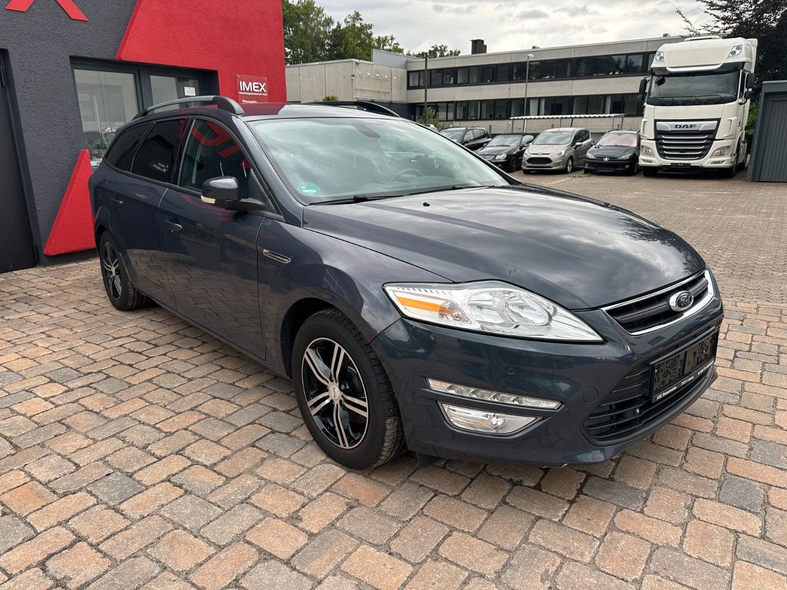 Fahrzeugabbildung Ford Mondeo Turnier Trend 1.6 160 PS Navi SH
