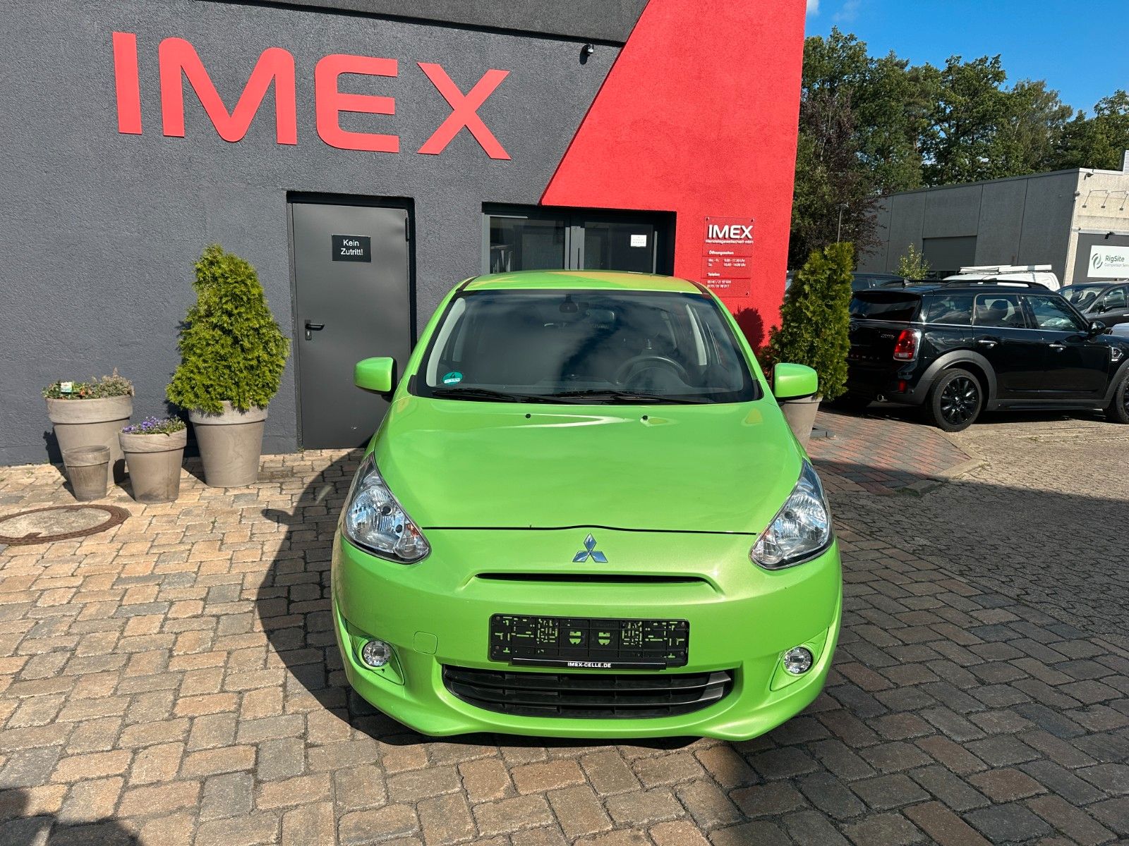 Fahrzeugabbildung Mitsubishi Space Star Color 1.2 80 PS Klima SH 1.Hand