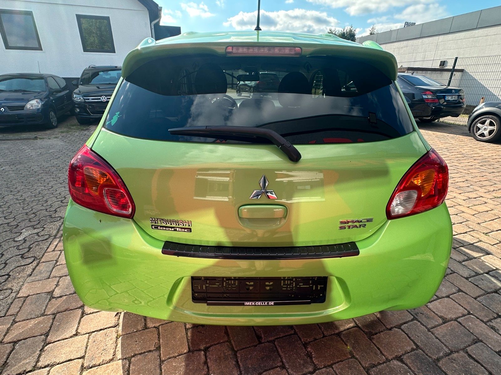 Fahrzeugabbildung Mitsubishi Space Star Color 1.2 80 PS Klima SH 1.Hand