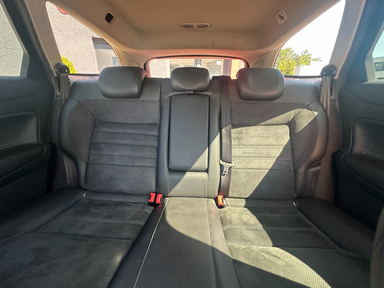 Fahrzeugabbildung Ford Mondeo Titanium 2.0 203 PS HU neu Autom.