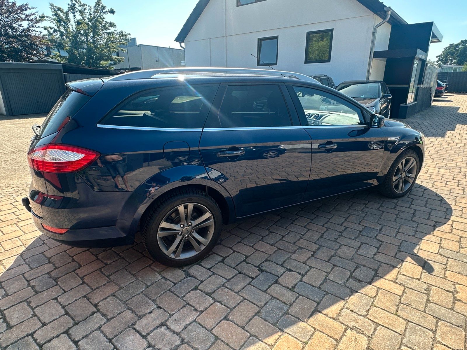 Fahrzeugabbildung Ford Mondeo Titanium 2.0 203 PS HU neu Autom.
