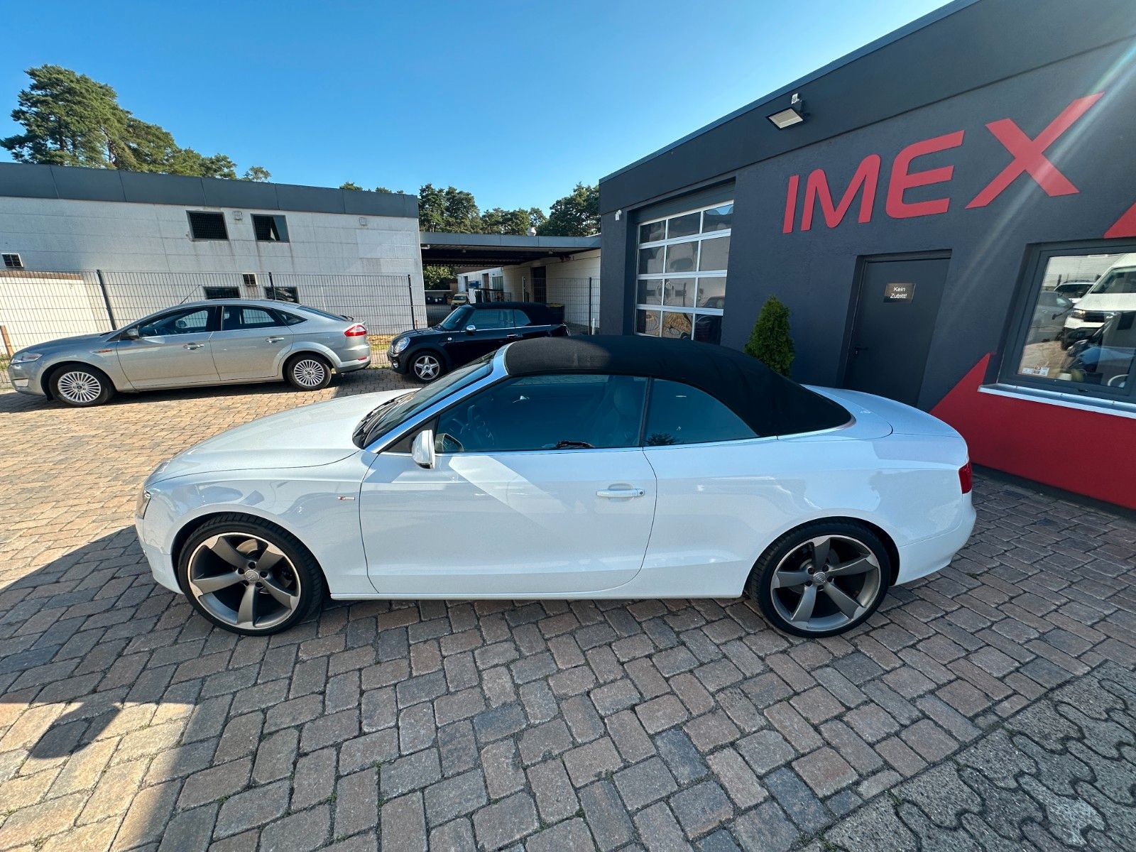 Fahrzeugabbildung Audi A5 Cabriolet 1.8 TFSI HU neu S Line Xenon