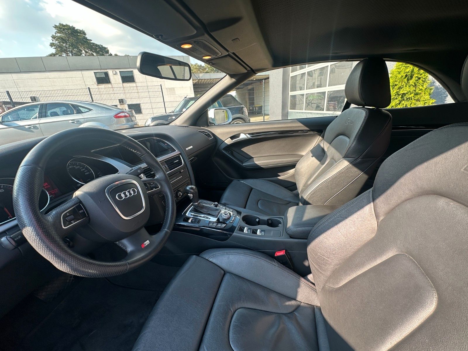 Fahrzeugabbildung Audi A5 Cabriolet 1.8 TFSI HU neu S Line Xenon