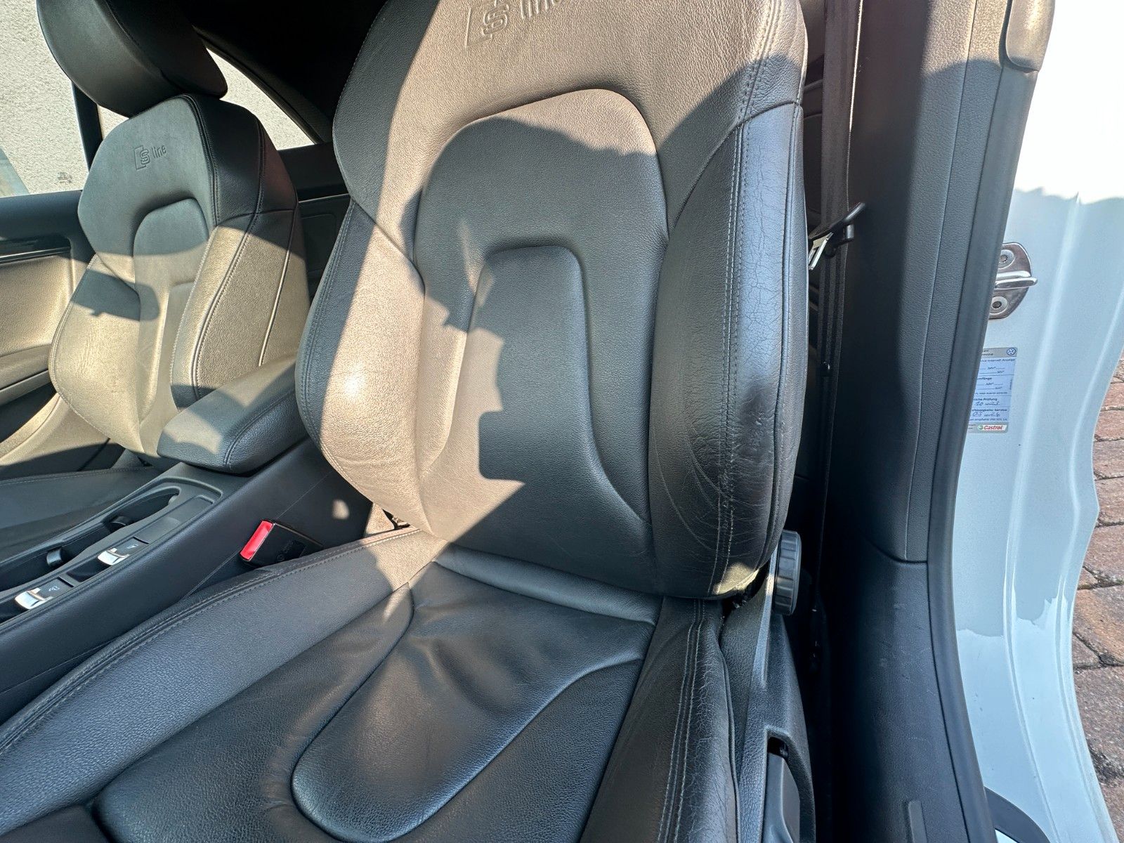 Fahrzeugabbildung Audi A5 Cabriolet 1.8 TFSI HU neu S Line Xenon