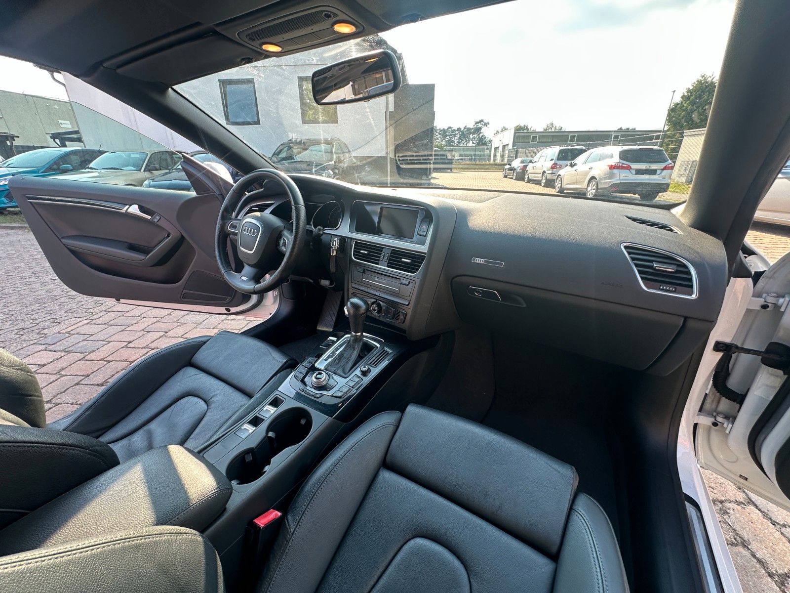 Fahrzeugabbildung Audi A5 Cabriolet 1.8 TFSI HU neu S Line Xenon