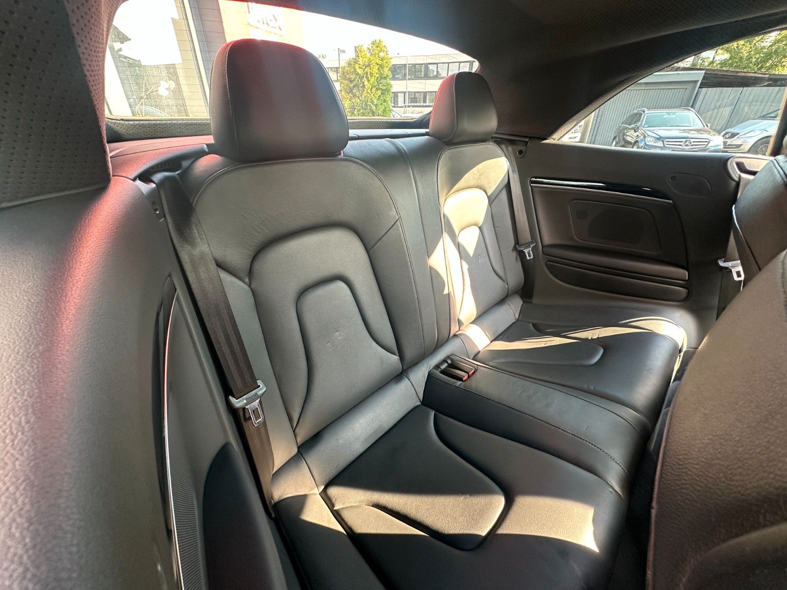 Fahrzeugabbildung Audi A5 Cabriolet 1.8 TFSI HU neu S Line Xenon