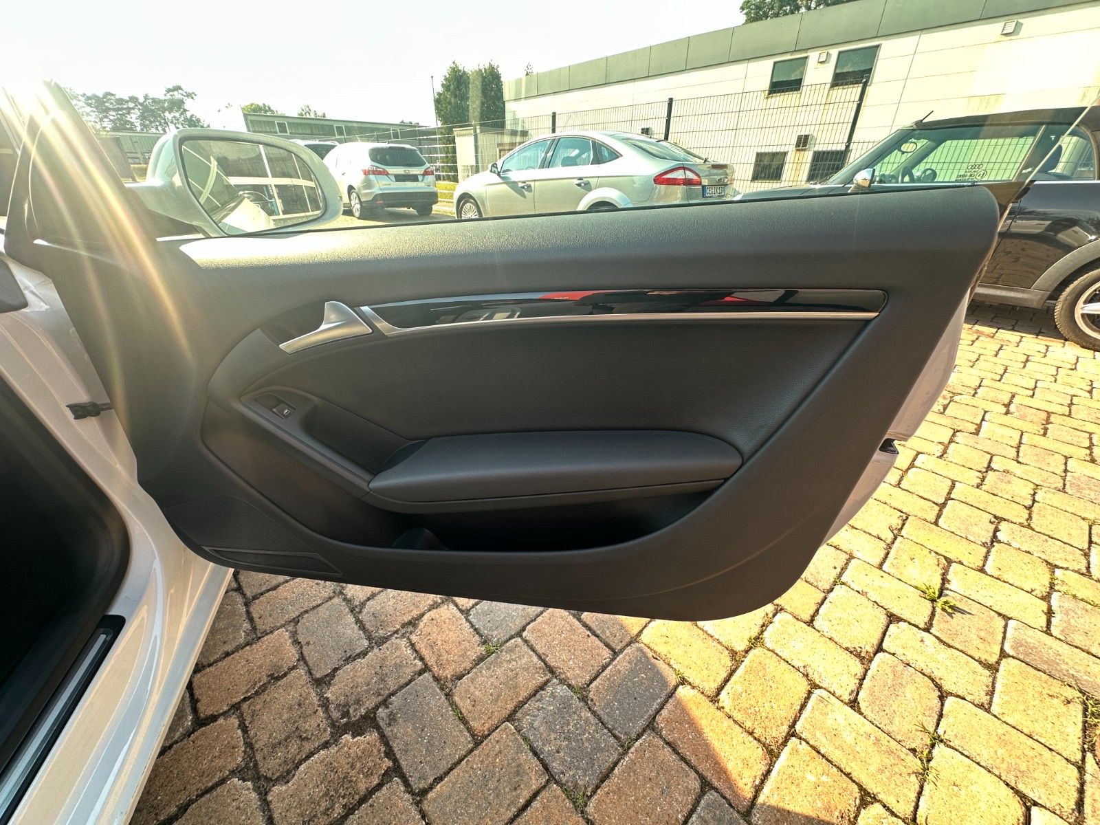 Fahrzeugabbildung Audi A5 Cabriolet 1.8 TFSI HU neu S Line Xenon