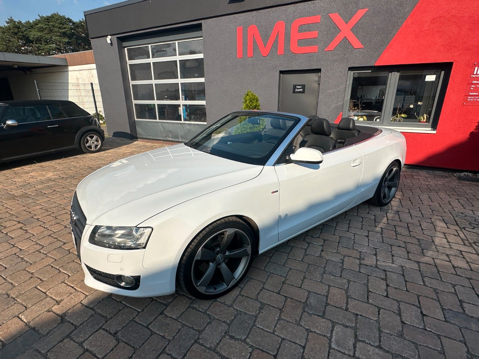 Fahrzeugabbildung Audi A5 Cabriolet 1.8 TFSI HU neu S Line Xenon