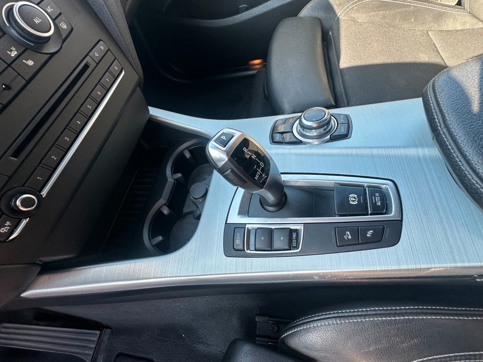 Fahrzeugabbildung BMW X3 xDrive 20 d 184 PS M-Sport HUD SH Leder