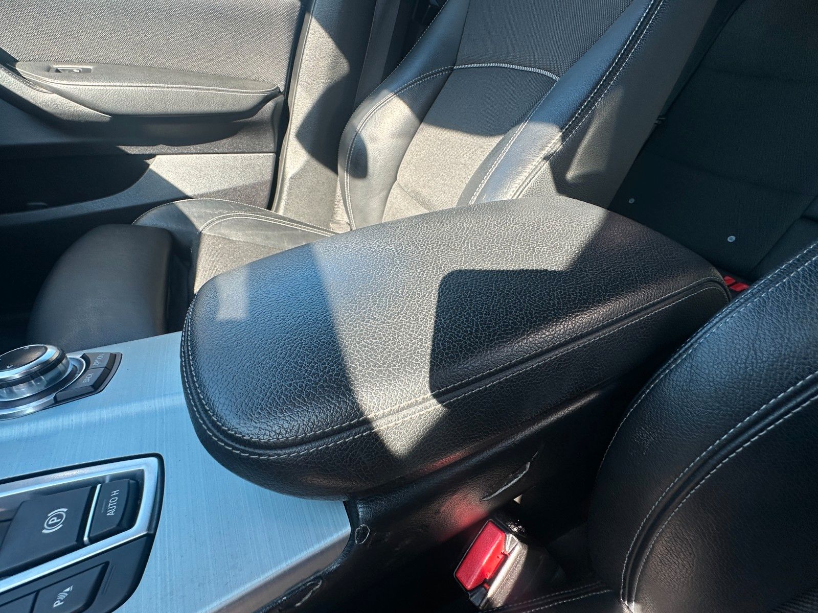 Fahrzeugabbildung BMW X3 xDrive 20 d 184 PS M-Sport HUD SH Leder