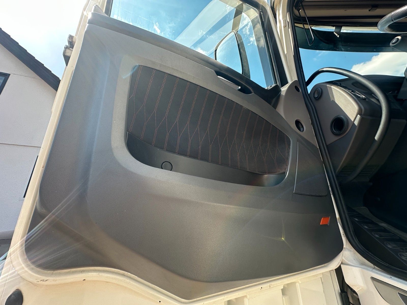 Fahrzeugabbildung DAF XF 530 FT HU 4/27 146 tkm !!! Stand Klima/Heiz.