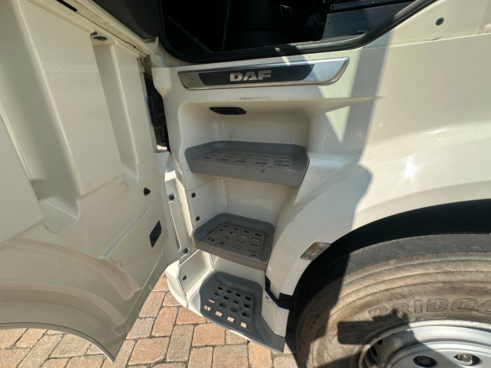 Fahrzeugabbildung DAF XF 530 FT HU 4/27 146 tkm !!! Stand Klima/Heiz.
