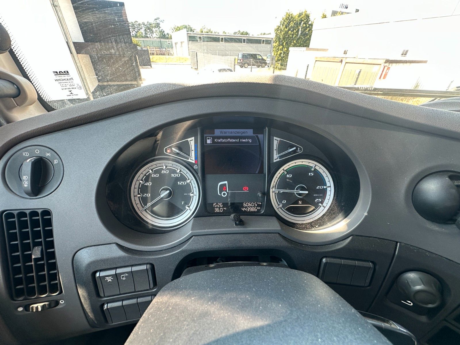 Fahrzeugabbildung DAF XF 530 FT HU 4/27 146 tkm !!! Stand Klima/Heiz.