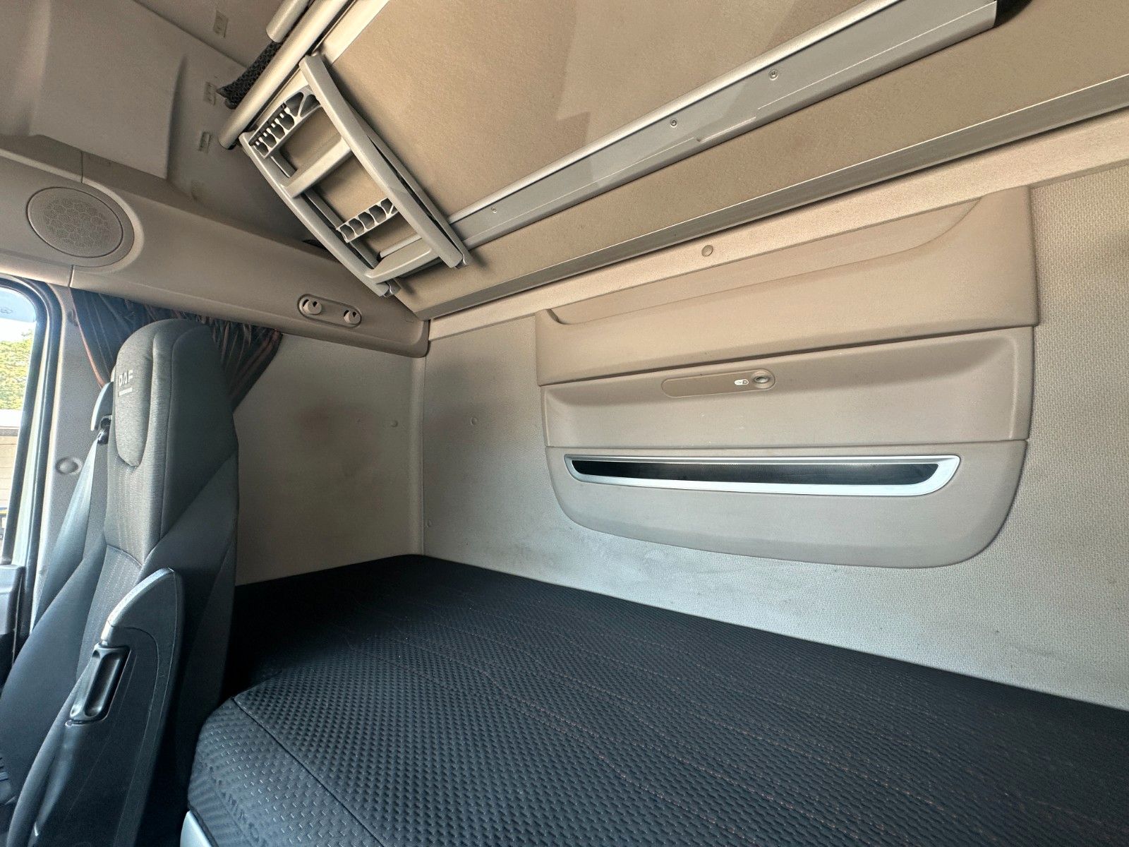 Fahrzeugabbildung DAF XF 530 FT HU 4/27 146 tkm !!! Stand Klima/Heiz.