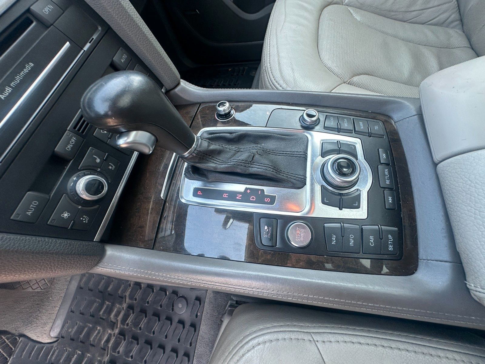 Fahrzeugabbildung Audi Q7 3.0 TDI Clean Diesel  Euro 6 !!! AHK 7 Sitze