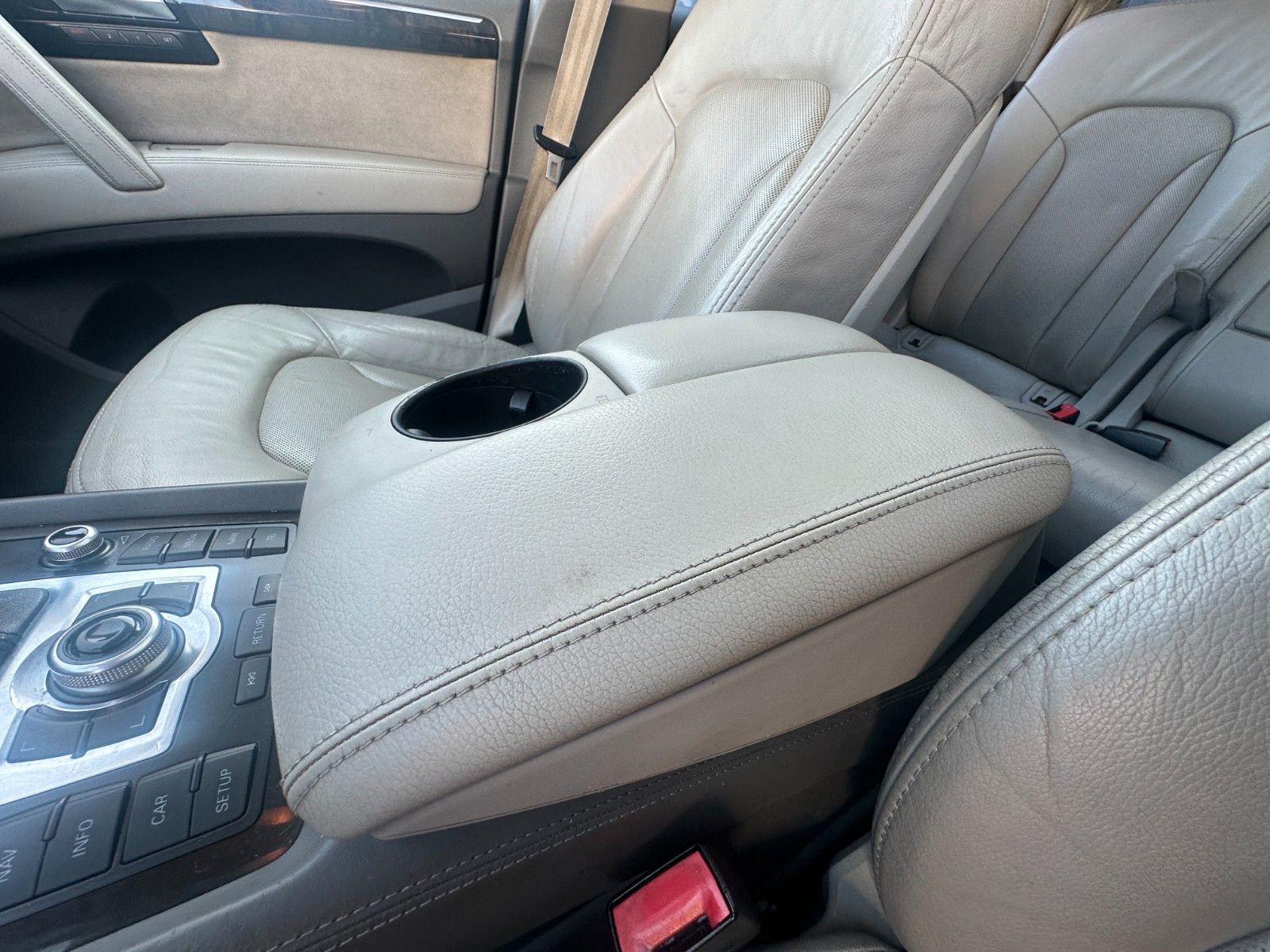 Fahrzeugabbildung Audi Q7 3.0 TDI Clean Diesel  Euro 6 !!! AHK 7 Sitze