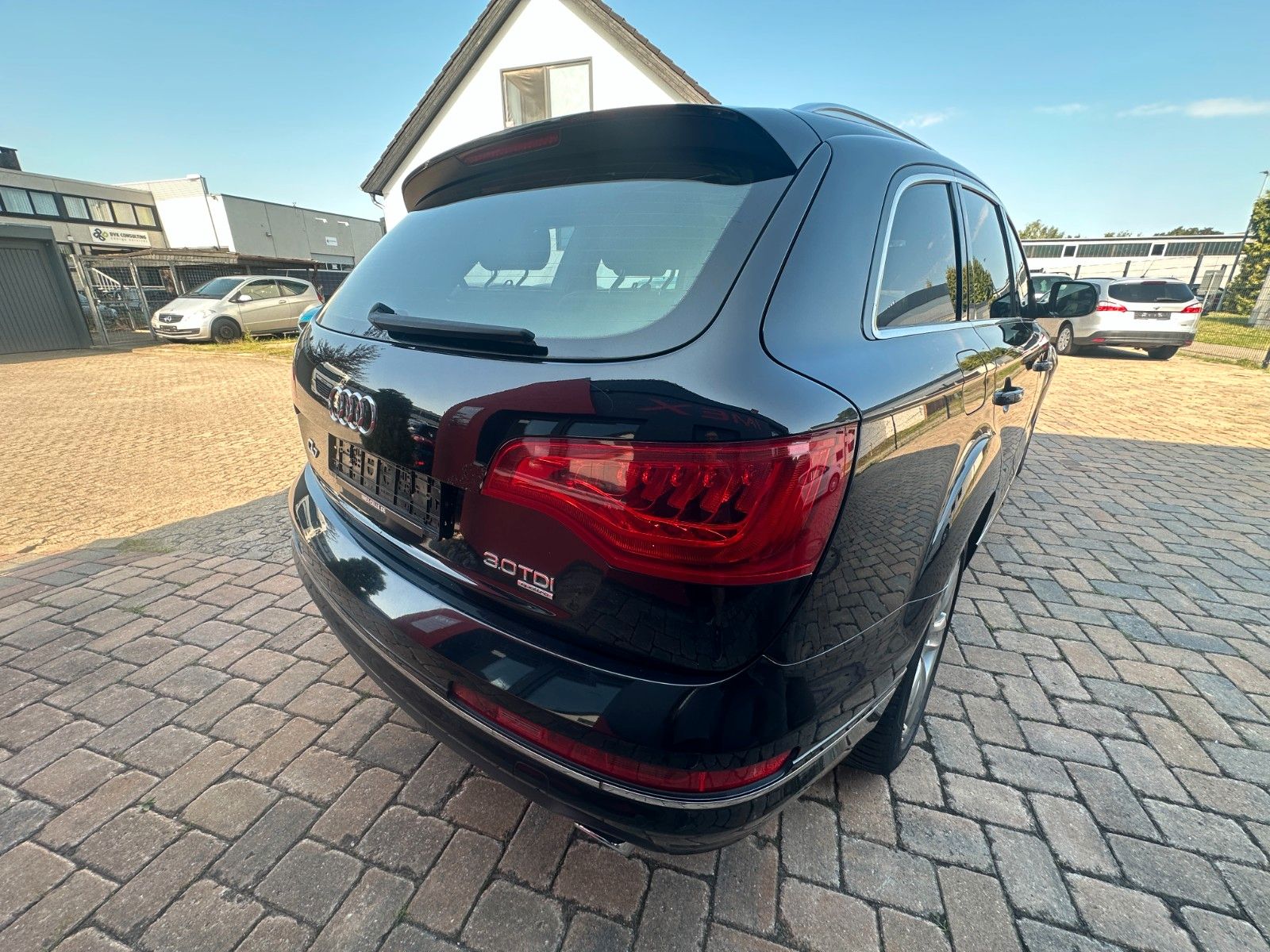 Fahrzeugabbildung Audi Q7 3.0 TDI Clean Diesel  Euro 6 !!! AHK 7 Sitze