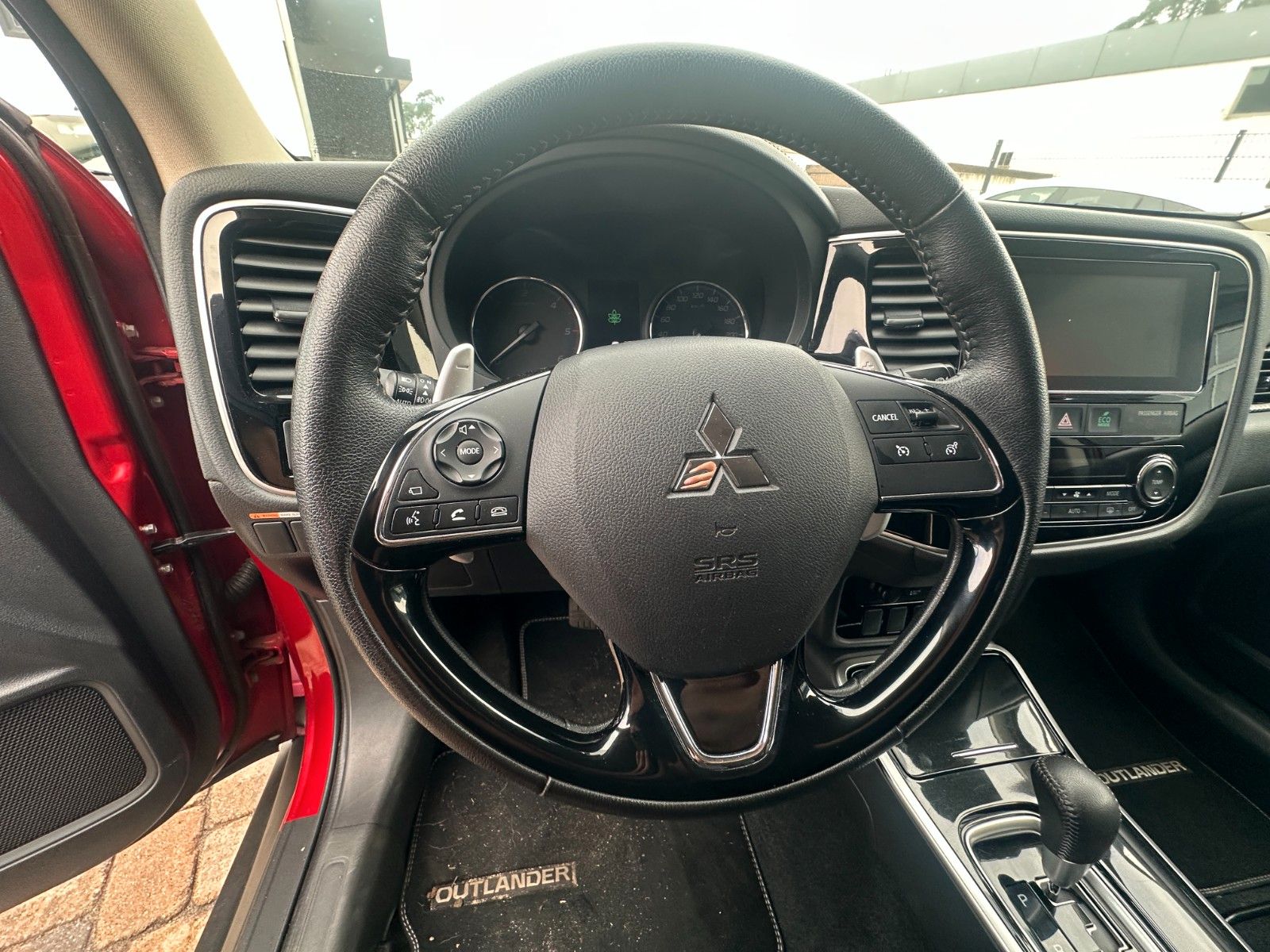 Fahrzeugabbildung Mitsubishi Outlander Edition+ 4WD 150 PS Autom. Navi AHK