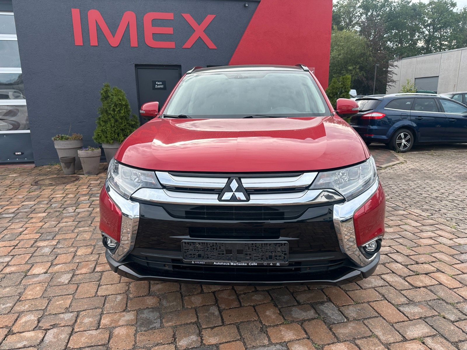 Fahrzeugabbildung Mitsubishi Outlander Edition+ 4WD 150 PS Autom. Navi AHK