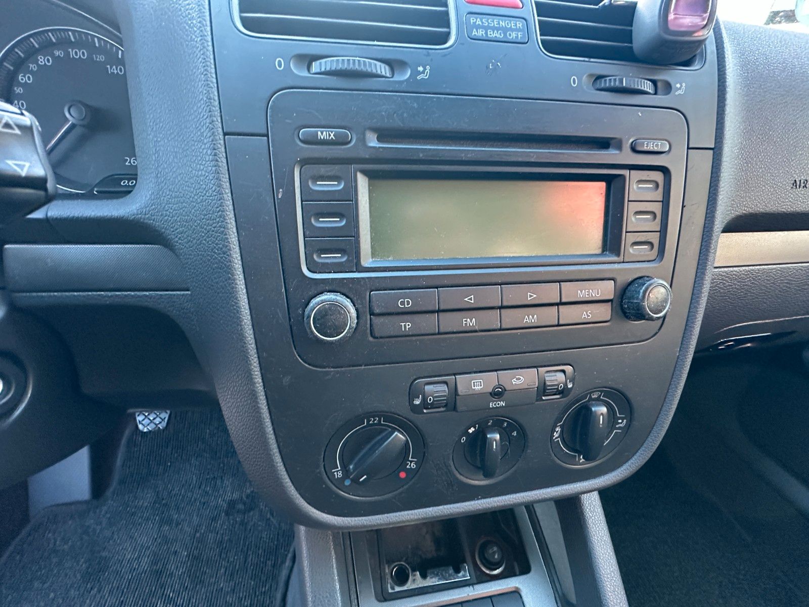 Fahrzeugabbildung Volkswagen Golf V Comfortline 2.0 150 PS Tüv neu Leder 6 G