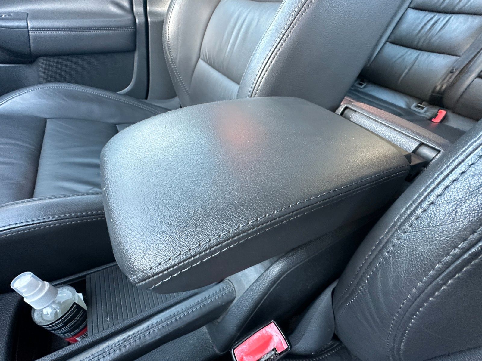 Fahrzeugabbildung Volkswagen Golf V Comfortline 2.0 150 PS Tüv neu Leder 6 G