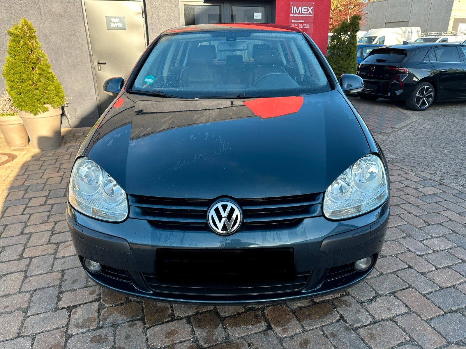 Fahrzeugabbildung Volkswagen Golf V Comfortline 2.0 150 PS Tüv neu Leder 6 G