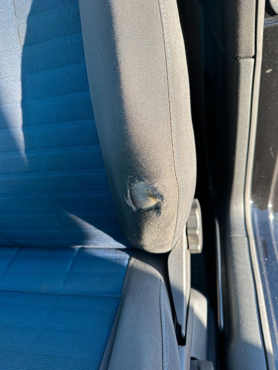 Fahrzeugabbildung Volkswagen Golf V Comfortline 2.0 150 PS Tüv neu Leder 6 G