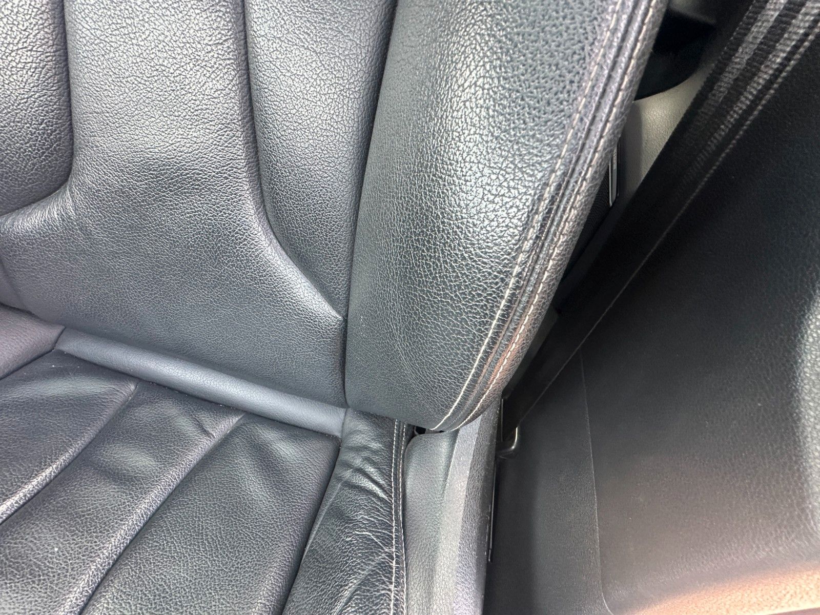 Fahrzeugabbildung Audi S3 2.0 TFSI quattro Tüv neu Leder Pano LED