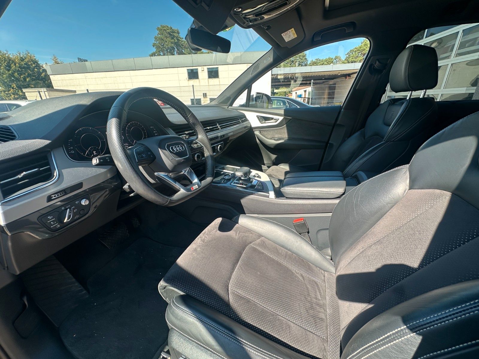 Fahrzeugabbildung Audi Q7 3.0 TDI e-tron S-Line Sport Plus AHK Pano