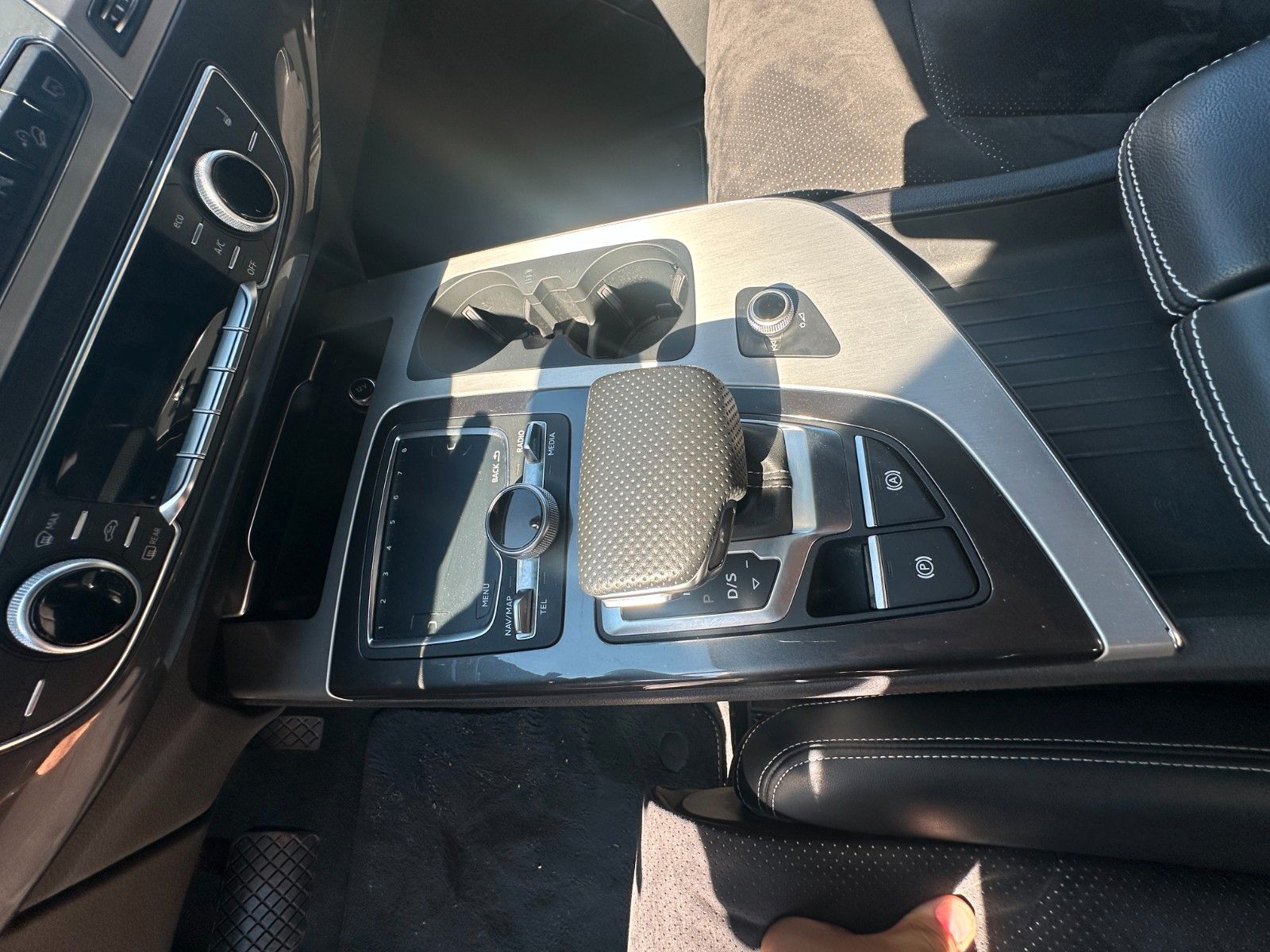 Fahrzeugabbildung Audi Q7 3.0 TDI e-tron S-Line Sport Plus AHK Pano