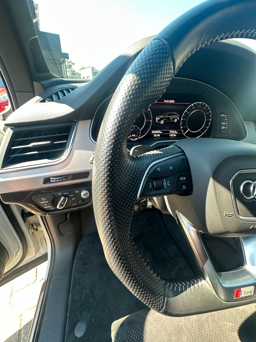 Fahrzeugabbildung Audi Q7 3.0 TDI e-tron S-Line Sport Plus AHK Pano
