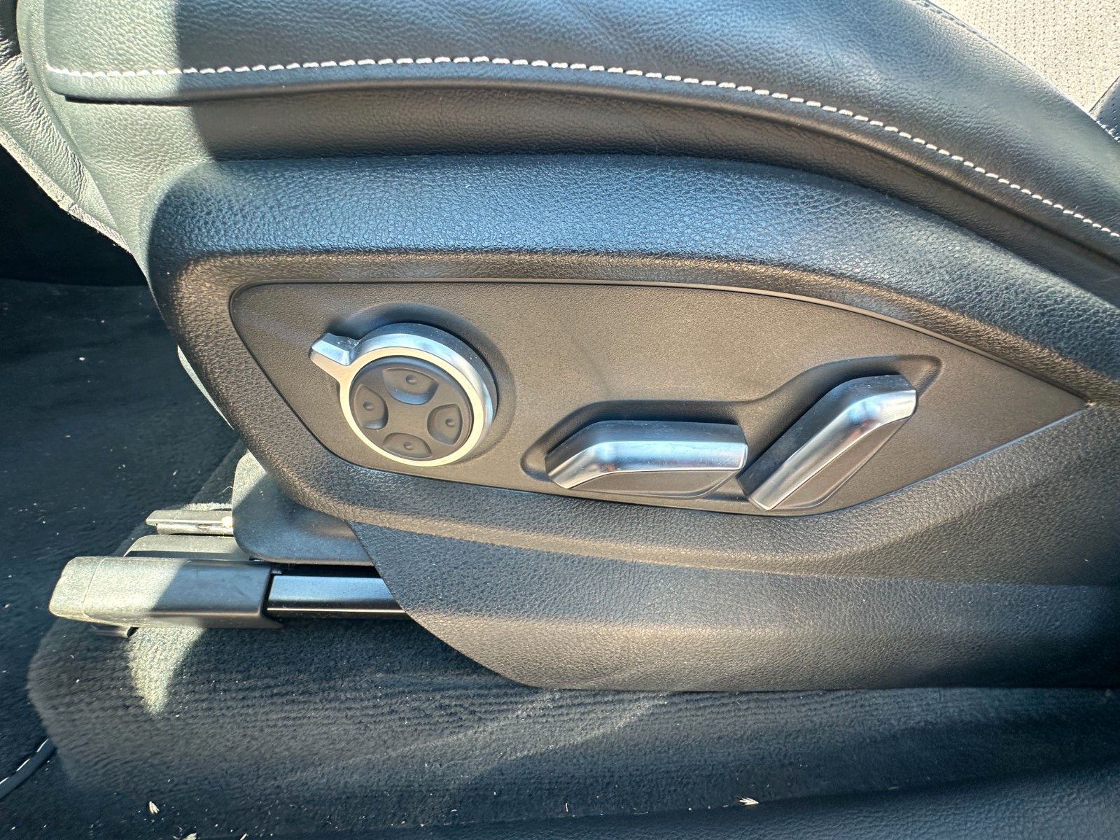 Fahrzeugabbildung Audi Q7 3.0 TDI e-tron S-Line Sport Plus AHK Pano