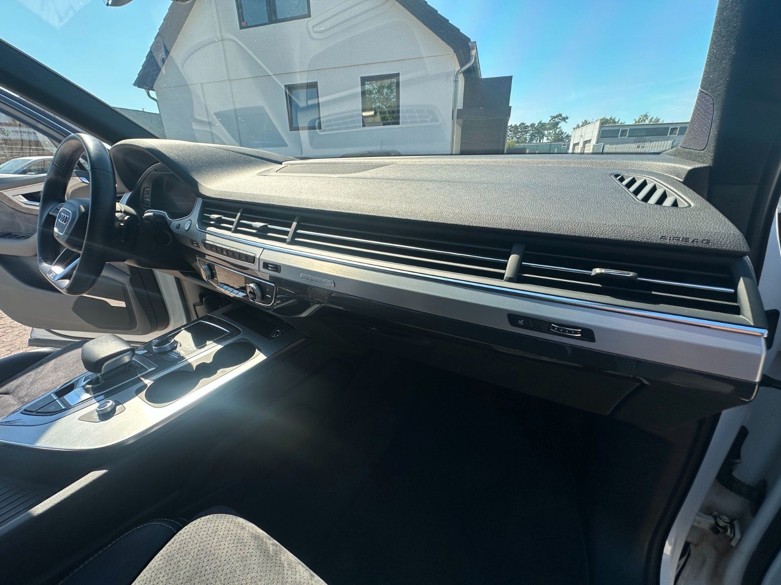 Fahrzeugabbildung Audi Q7 3.0 TDI e-tron S-Line Sport Plus AHK Pano