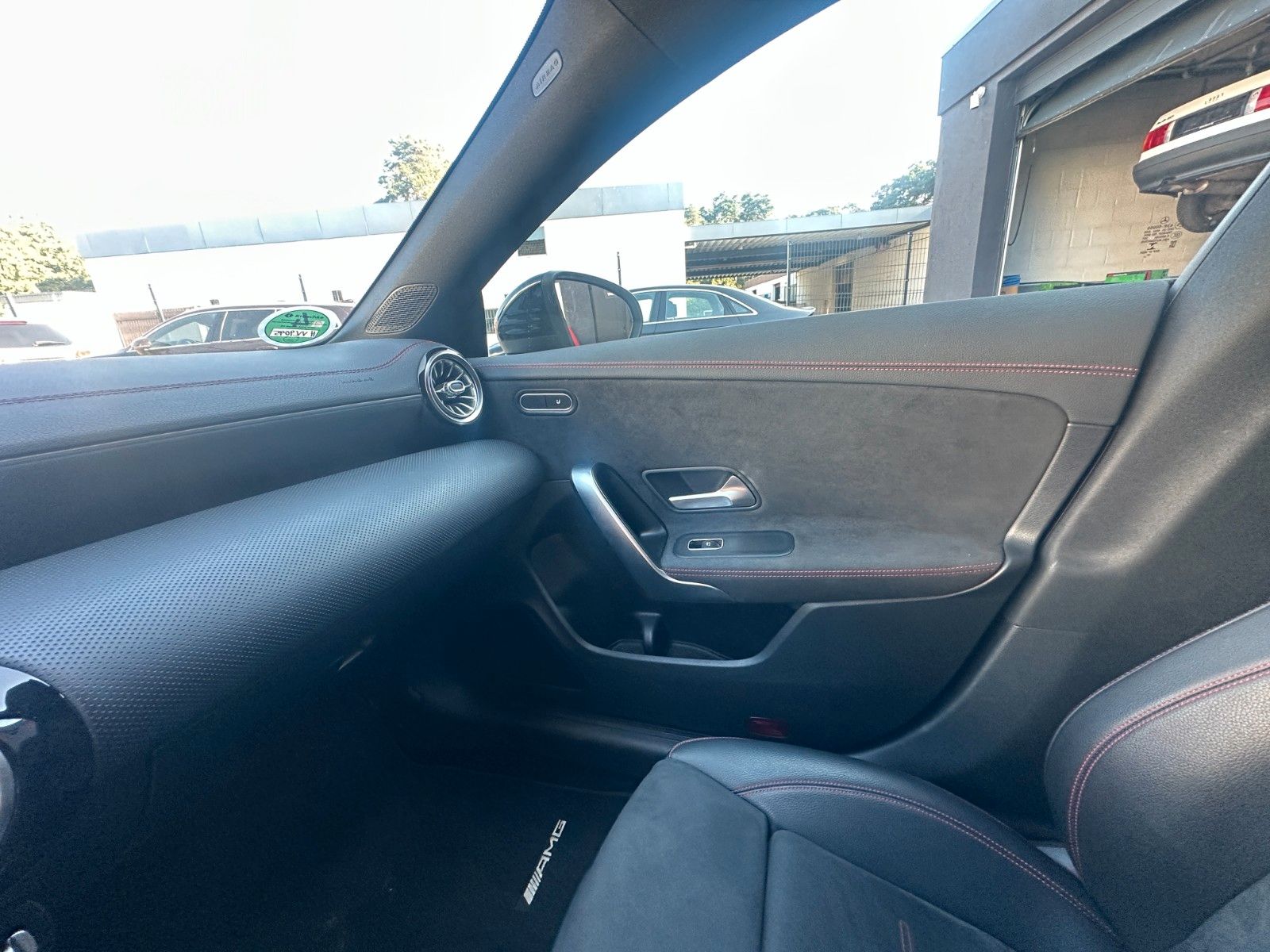 Fahrzeugabbildung Mercedes-Benz CLA 200 d Shooting Brake AMG Pana AHK