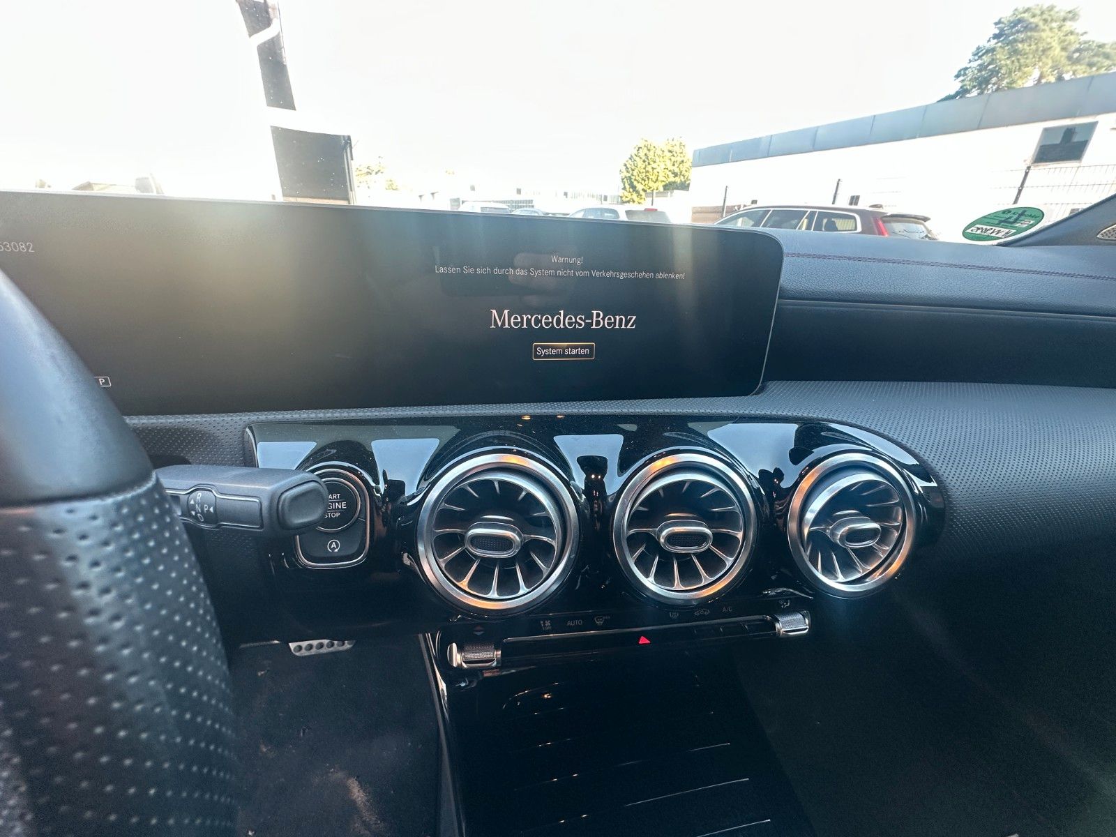 Fahrzeugabbildung Mercedes-Benz CLA 200 d Shooting Brake AMG Pana AHK