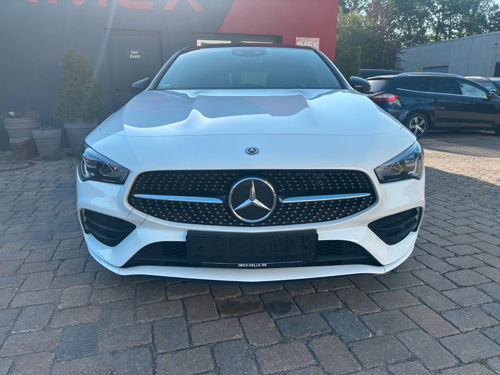 Fahrzeugabbildung Mercedes-Benz CLA 200 d Shooting Brake AMG Pana AHK