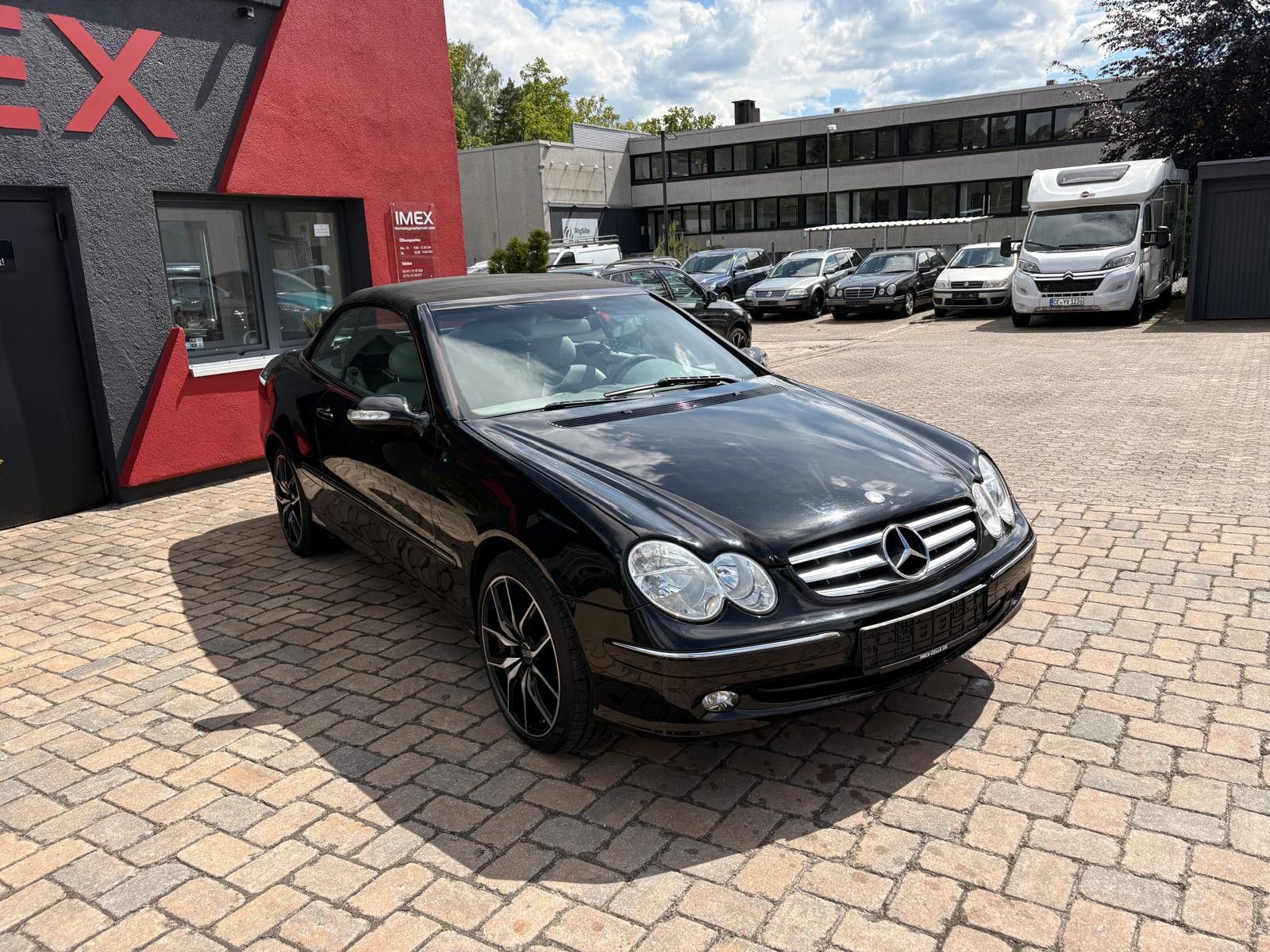 Fahrzeugabbildung Mercedes-Benz CLK 240 ELEGANCE HU neu Leder Klima SH Navi
