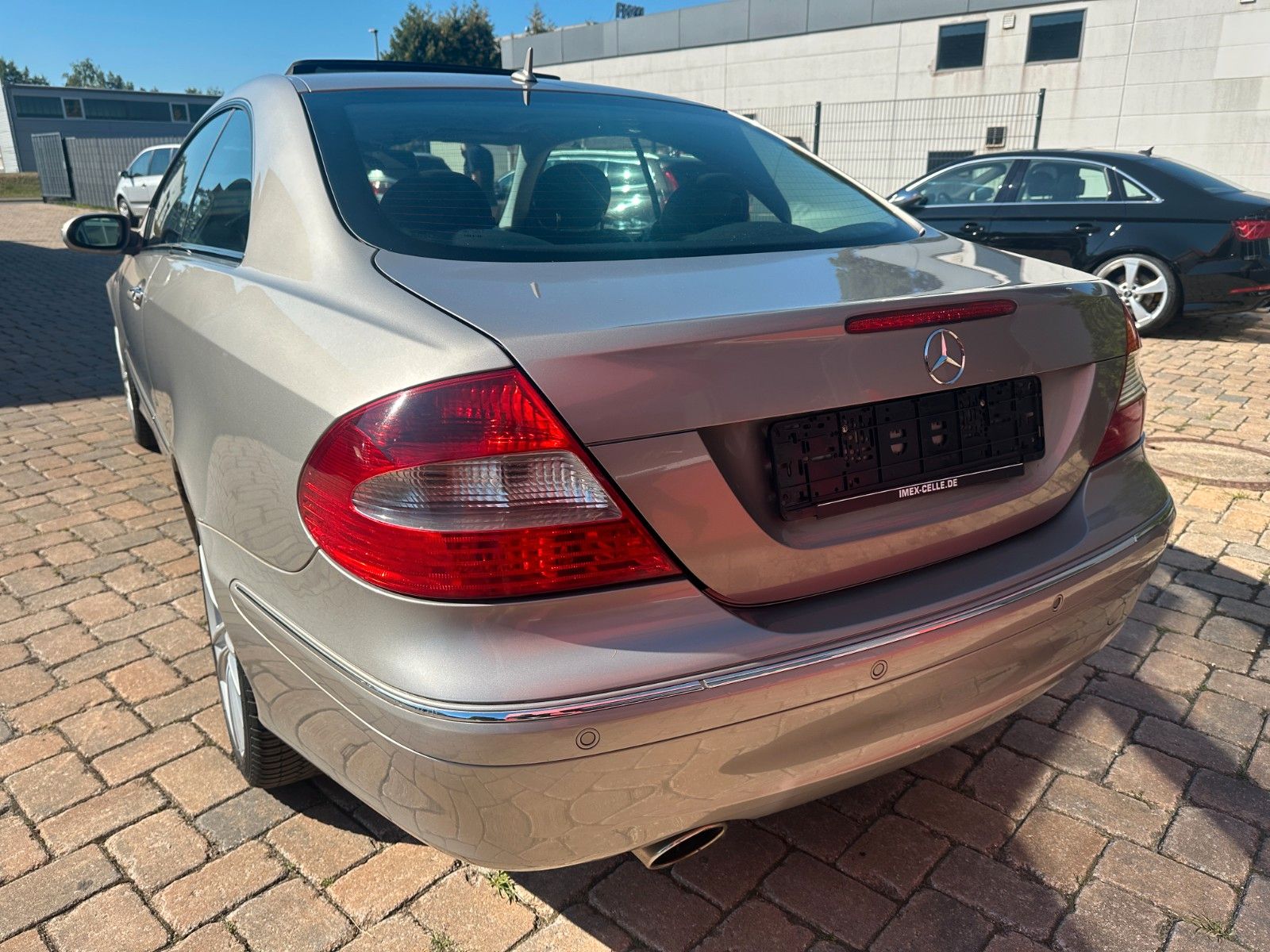 Fahrzeugabbildung Mercedes-Benz 280 CLK Coupe  3.0  231 PS Tüv neu SD Xenon
