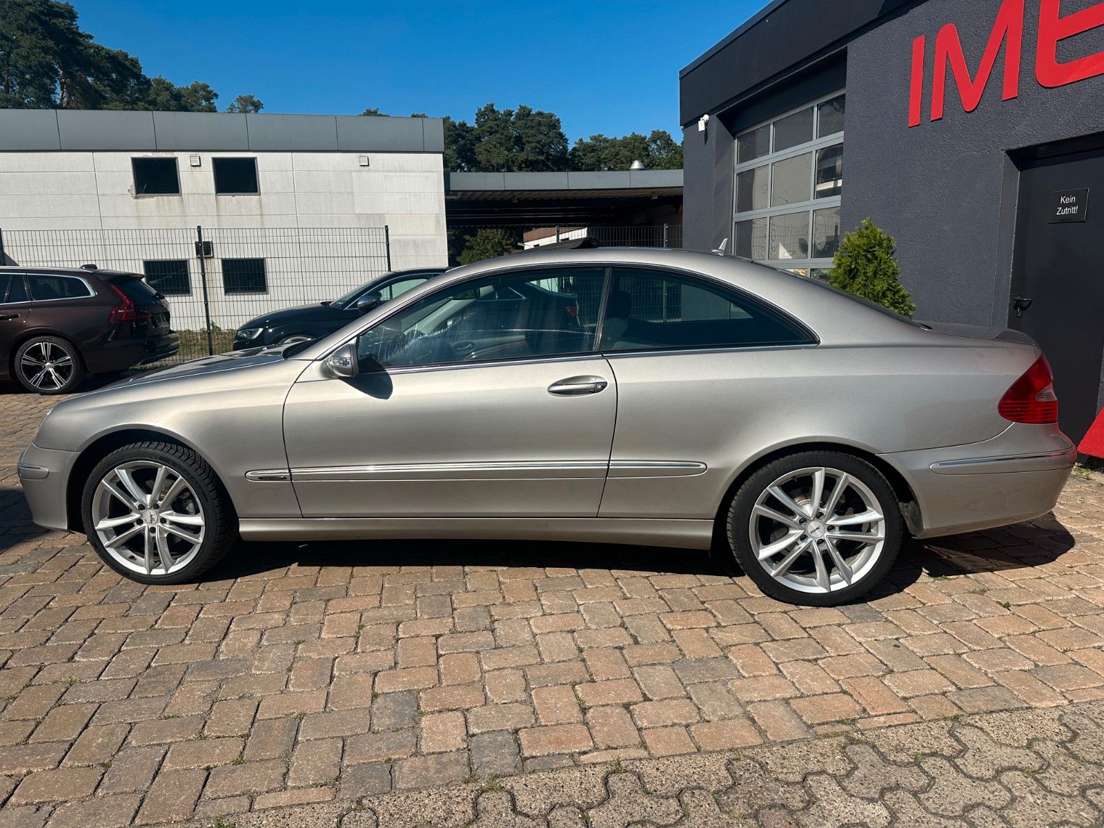 Fahrzeugabbildung Mercedes-Benz 280 CLK Coupe  3.0  231 PS Tüv neu SD Xenon