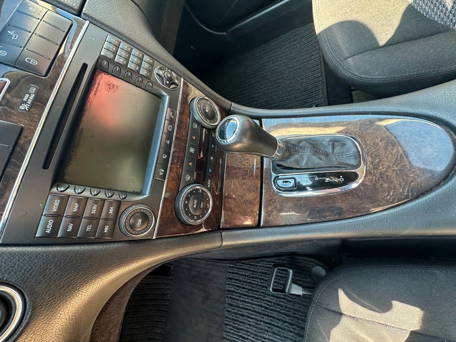 Fahrzeugabbildung Mercedes-Benz 280 CLK Coupe  3.0  231 PS Tüv neu SD Xenon