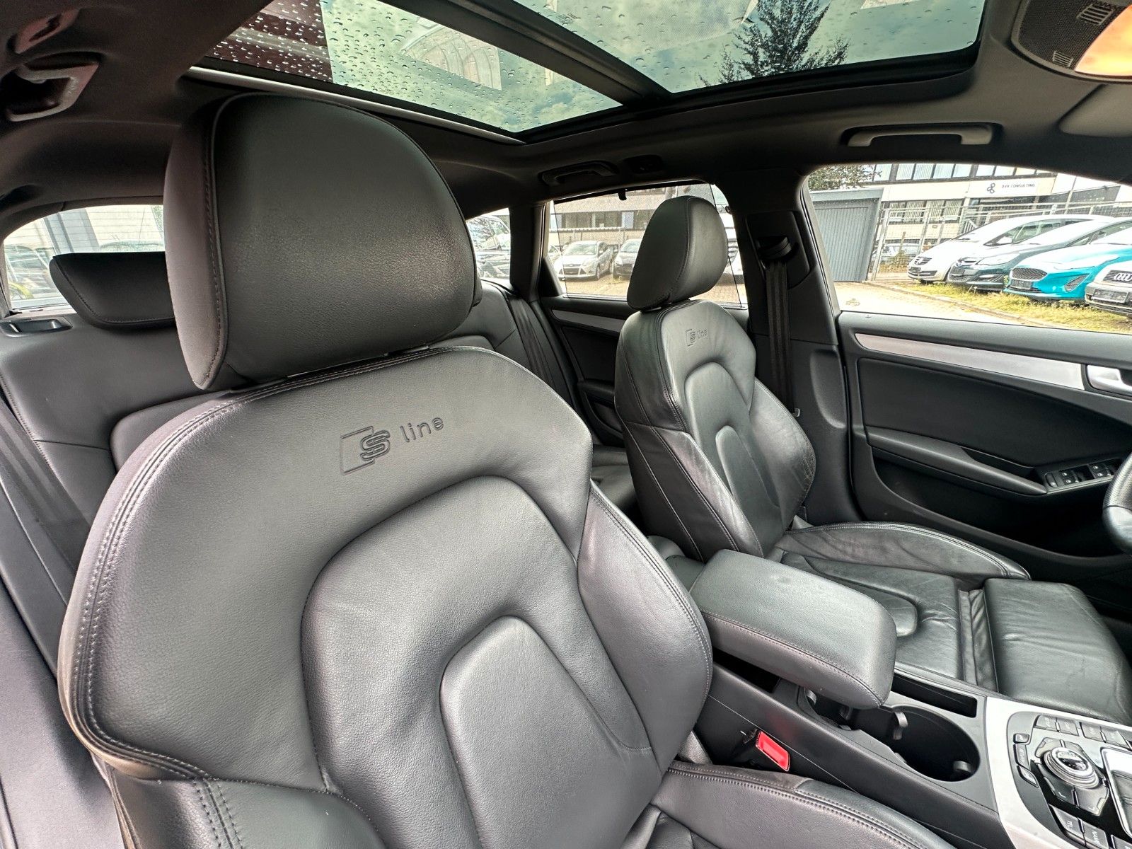 Fahrzeugabbildung Audi A4 Avant S line Sportpaket /plus quattro Pano