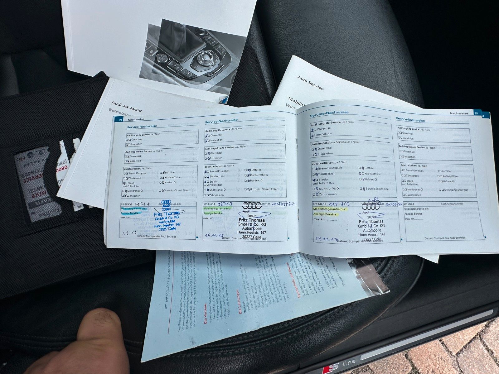 Fahrzeugabbildung Audi A4 Avant S line Sportpaket /plus quattro Pano