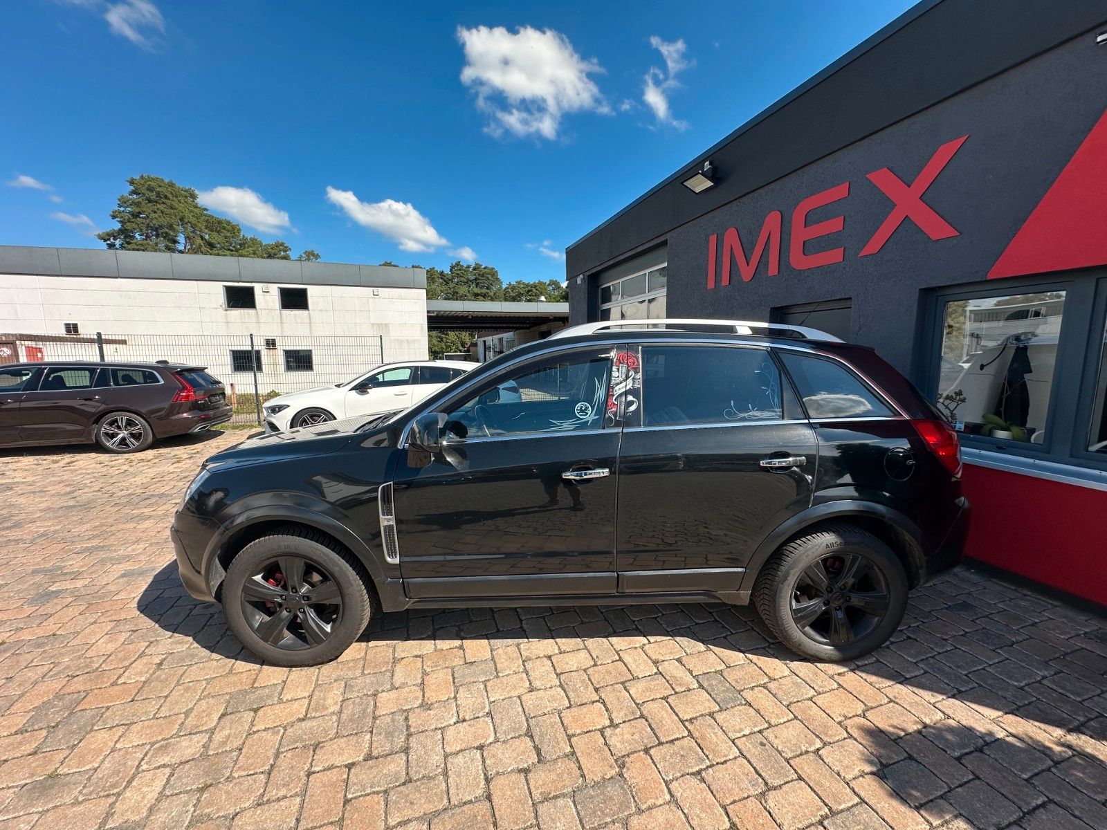 Fahrzeugabbildung Opel Antara Cosmo 4x4 3.2 227 PS Tüv 12/27 Klima
