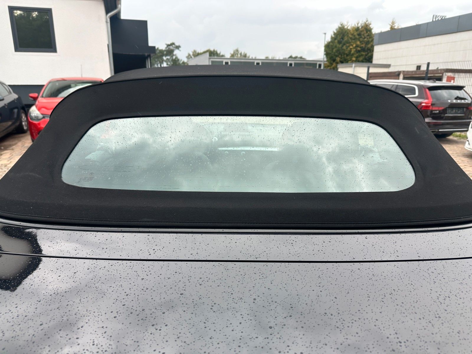 Fahrzeugabbildung BMW 120i Cabrio 2.0 170 PS HU neu Leder