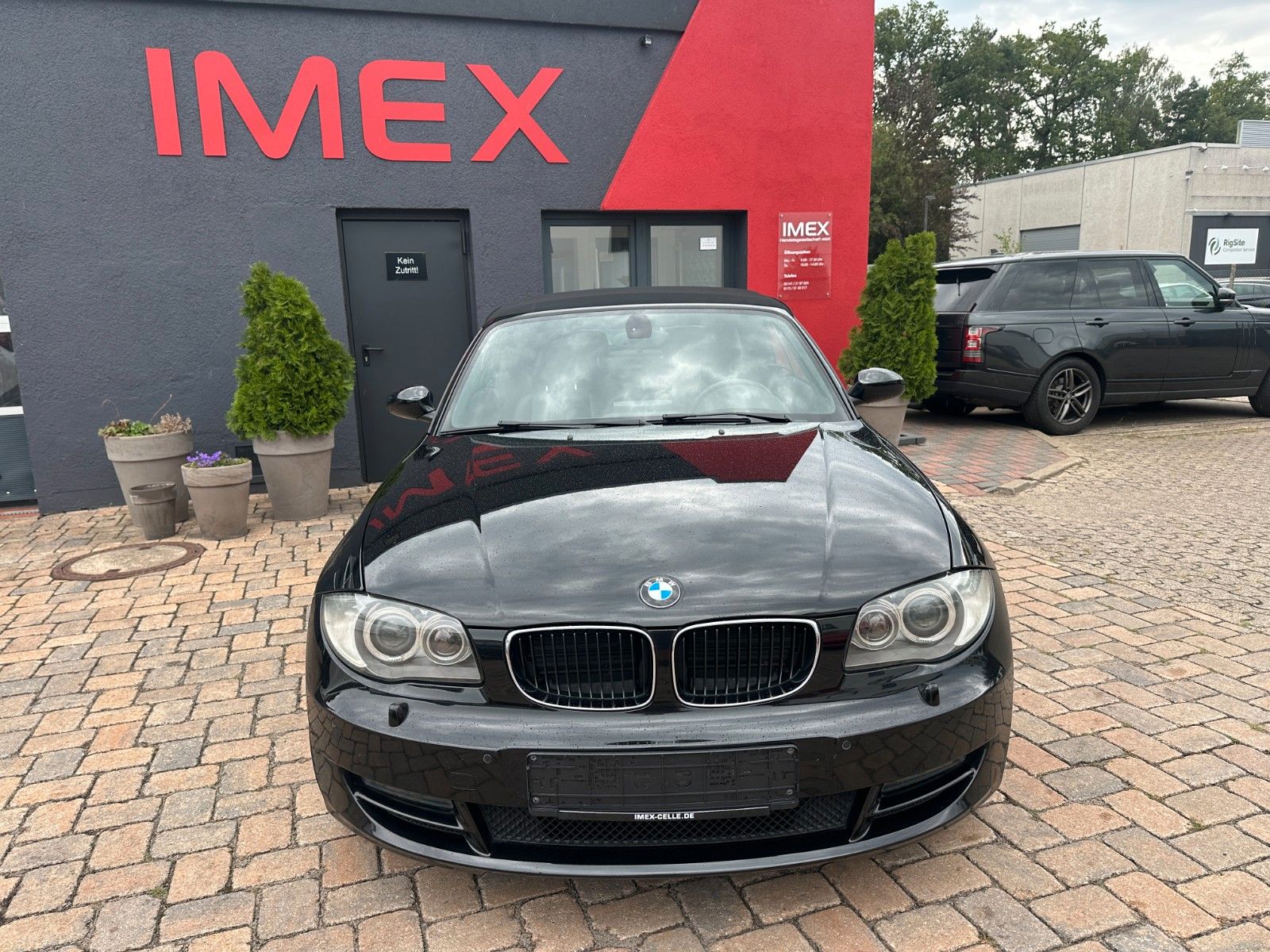 Fahrzeugabbildung BMW 120i Cabrio 2.0 170 PS HU neu Leder