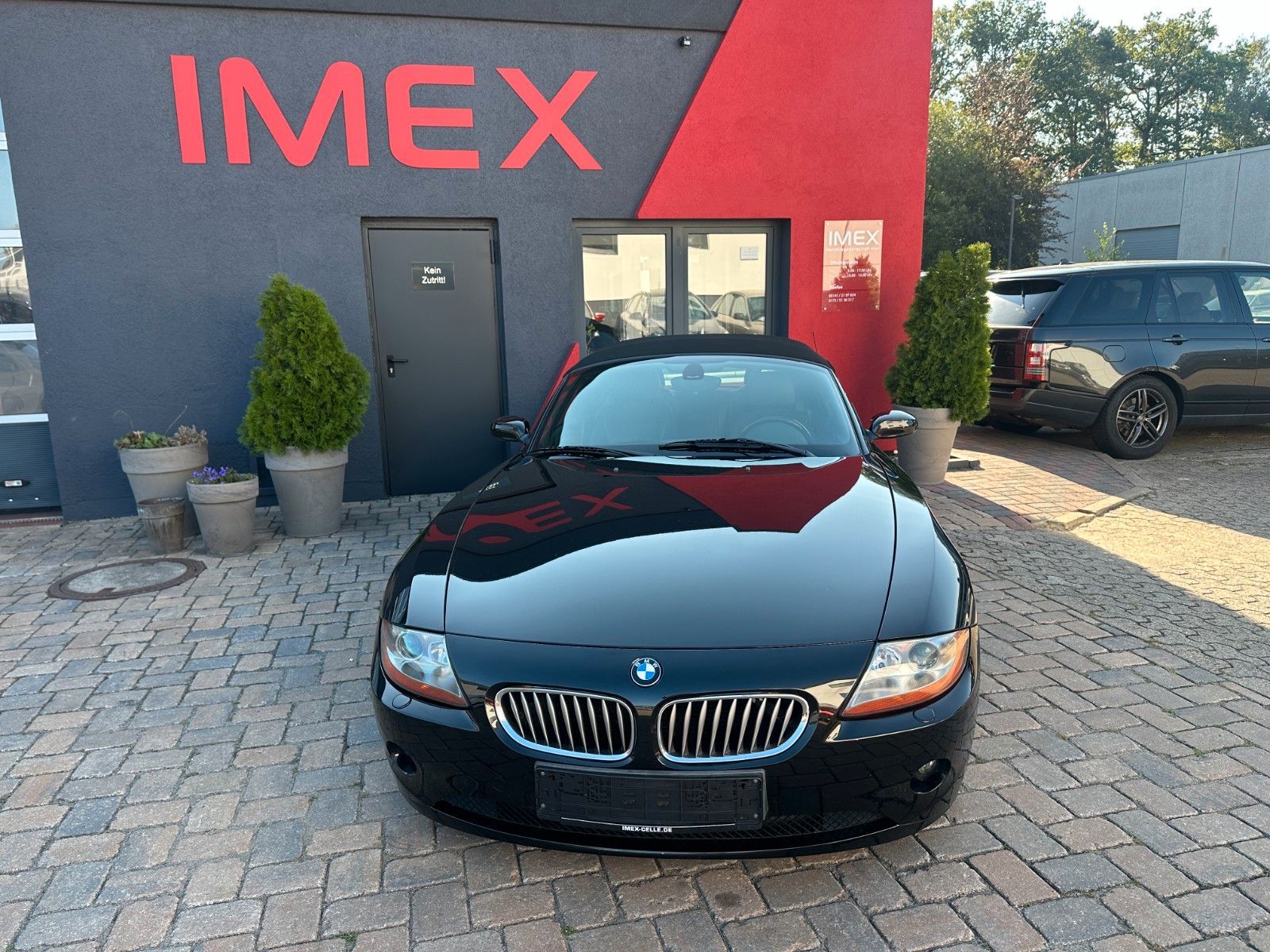 Fahrzeugabbildung BMW Z4 Roadster 3.0 i  231 PS Leder Xenon SH Navi